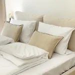 3-Bedroom Luxurious Apartment With City View