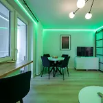 Aleja Waszyngtona Deluxe Apartment