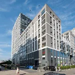 Rondo Wiatraczna Deluxe Apartment
