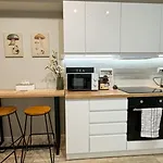 B2 - Noble Room - Warsaw City Haven - Shared Bathroom