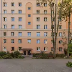 Modern Apartment In Warsaw Perfect For Remote Work By Noclegi Renters