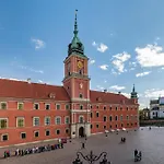 Plac Zamkowy 15-19 By Homeprime