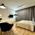 K22 Apart In Warsaw Slawinska 505