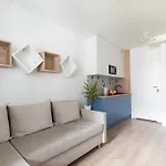 Warsaw Apartments 9