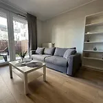 Cosy Apartment Near To The Chopin\'S Airport Cybernetyki 2C