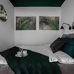 Close-Golden Apartments In Warsaw - Cozy And Stylish Studio - Zabkowska B