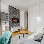 Premium Apartments In The Center Of Warsaw With Free Parking & Balcony