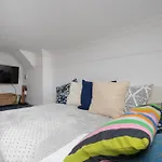 Spacious Apartment In The Warsaw City Center By Rent Like Home