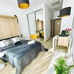 Ale Jerozolimskie Varsovia Apartments
