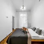 Polna Apartment - Balcony, Workspace, Top Location - By Rentujemy