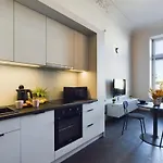 Wyjatkowy Apartament Z Widokiem Na Palac Kultury By Rent Like Home