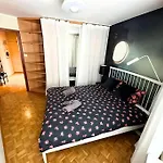 Stylish 3-Rm - Old Town