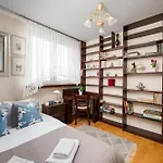 Targowek Homely Apartment