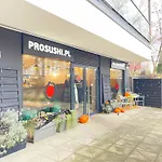 Superior Komputerowa, 4 Rooms, 3 Bedrooms, Airport-City Train, Metro! 24H Reception!