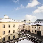 Old Town Heart XXI - Plac Teatralny