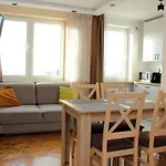 Labo Apartment Platynowa