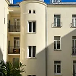 Sienna Apartment