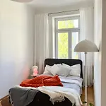 Sienna Apartment