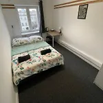 Fantastic Waw - Ch5 Room D309