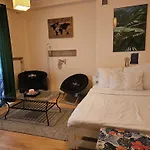 Warsaw Asian Vibe Apartment