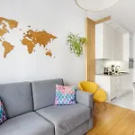 Beluvr Apartment Airport