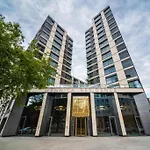 Close-Urban Chic - Mennica Residence - One Bedroom Apartment -Citycenter&3