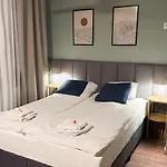 Mint Apartment With Outdoor Space - Self Check-In