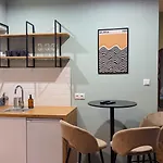 Mint Apartment With Outdoor Space - Self Check-In