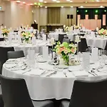 Courtyard By Marriott Warsaw Airport