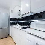 Unitapartament Short Rent Apartment In Warsaw By Metro Station Rondo Onz Apart With 3Bedrooms 22