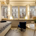 Romantic Studio Hoza Downtown