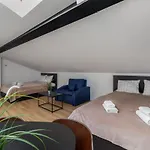 Urban Chic - Praga Polnoc - Warsaw Stays&Marcinkowskiego 5