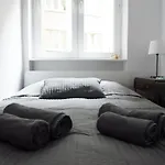 Skolimowska Apartment - Great Place To Live