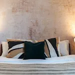 Warsaw Concierge Saxon Apartment