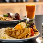 Urban Chic - Warsaw Stays - Rondo Onz - City Center - Pereca