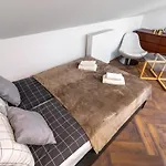 Close- Urban Chic - Praga Polnoc - Warsaw Stays&Marcinkowskiego 2