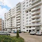 Sakura Deluxe Aparment