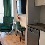 Warszawski Hongkong, Kultowe Miejsce