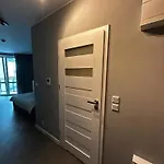 6Chi6 Wiktoryn Studio