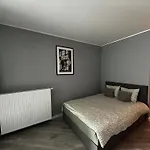 6Chi6 Wiktoryn Studio