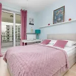 Cosy Apartment With Parking Nowaka-Jezioranskiego Praga By Noclegi Renters