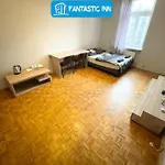 Fantastic Waw - G Room 2