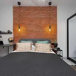Bright Apartment With Terrace & Parking Near Metro Kondratowicza By Noclegi Renters