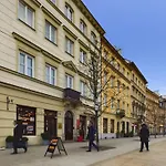 Cozy Studio In Krakowskie Przedmiescie Near Old Town By Noclegi Renters