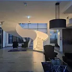 Warsaw Smart Apartment 2