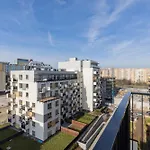 Optykow Spacious & Cosy Apartment With Parking By Noclegi Renters