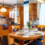 Warsaw Wola Apt - 100M2, Balcony - By Rentujemy