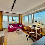 Super Apartment Yellow 2X Metro Fast Wifi 1 Gbs Netflix Panorama Miasta