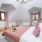 Lumina Villas In Warsaw