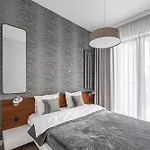 Chronos Apartamenty With Parking And Air Conditioning In Warsaw Wola By Renters Prestige